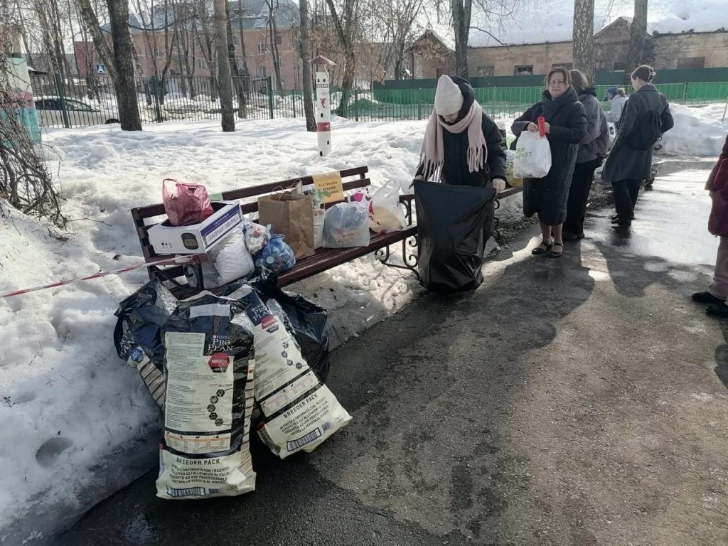 В Удельнинском центре внешкольной работы проходит акция по сбору вторсырья  «Сохраним природу вместе» - РамРадио